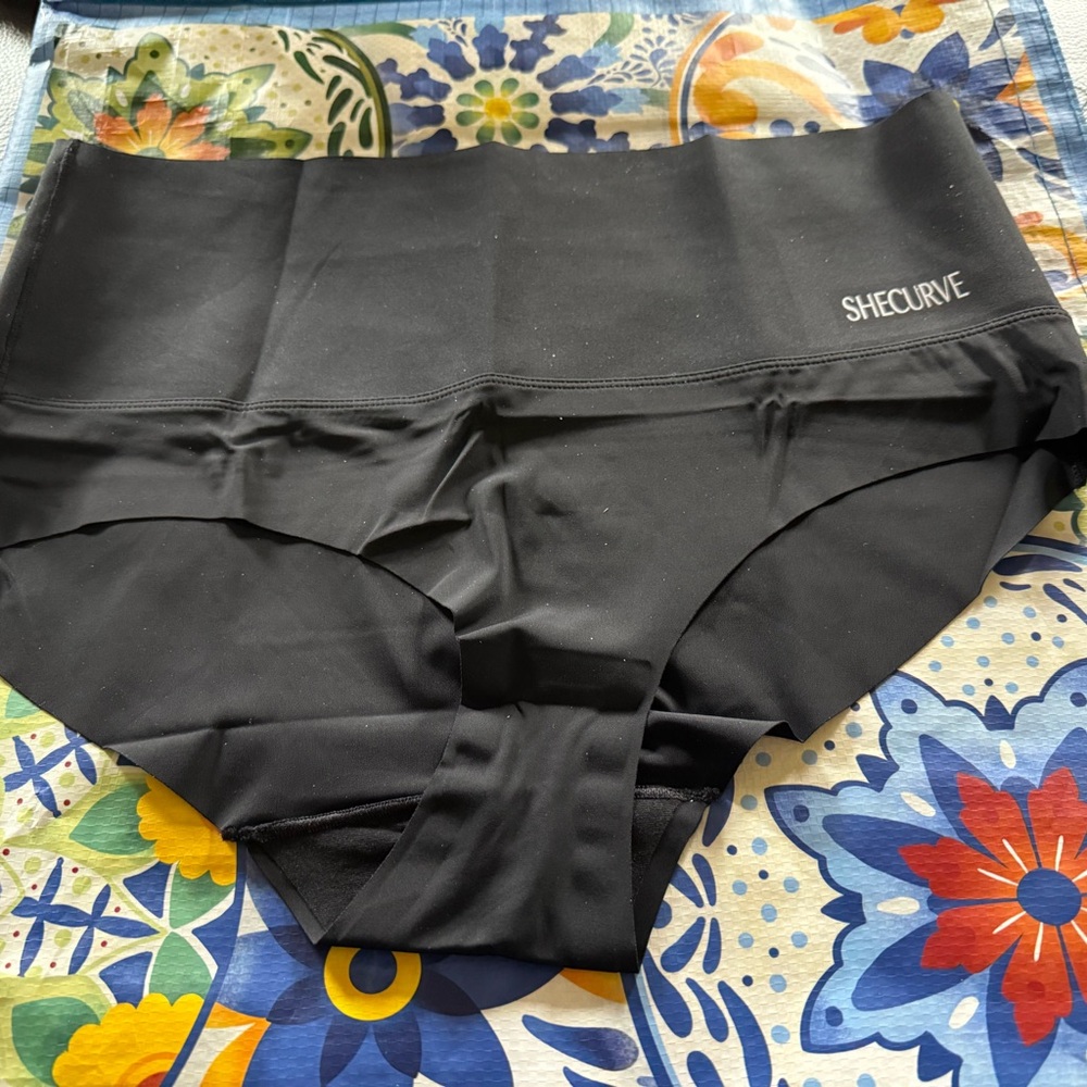 3 Pair NEW SHECURVE  Everyday comfort seamless brief panties